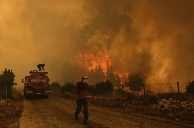 Kebakaran hutan Turki, Uni Eropa kirim 3 pesawat pemadam - Turkinesia