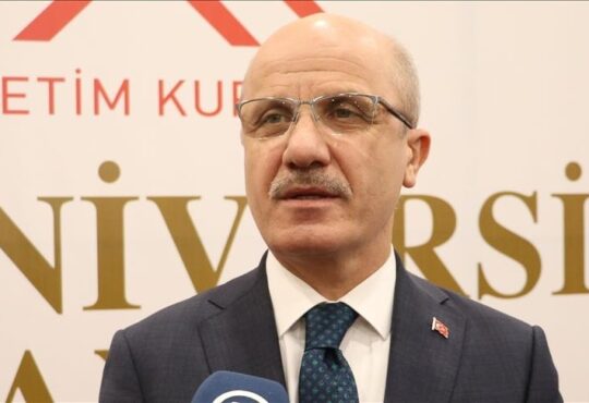 Turki siap terima akademisi Ukraina