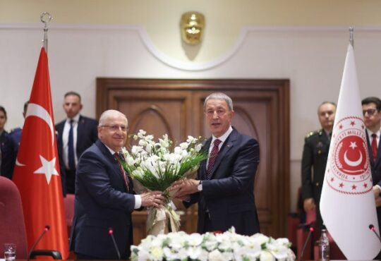 Kabinet Turki - Yaşar Güler Menteri Pertahanan Turki